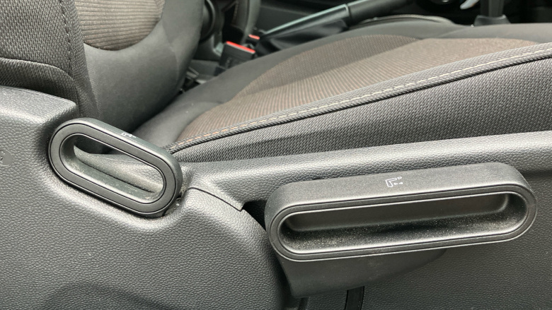 MINI Hatchback 1.5 Cooper Classic Premium 3dr Auto Petrol Hatchback